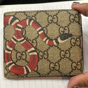 Gucci wallet